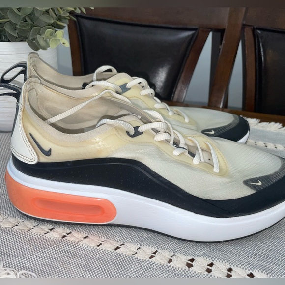 Nike Shoes - Nike Air Max Dia Sneakers Women Size 8 Cream Black Orange Running Shoes